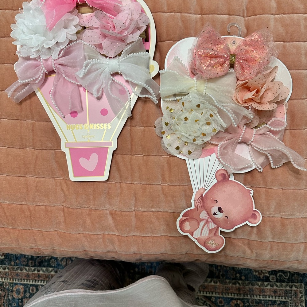 Pink and White Floral Hair Accessories Set with Lace Details